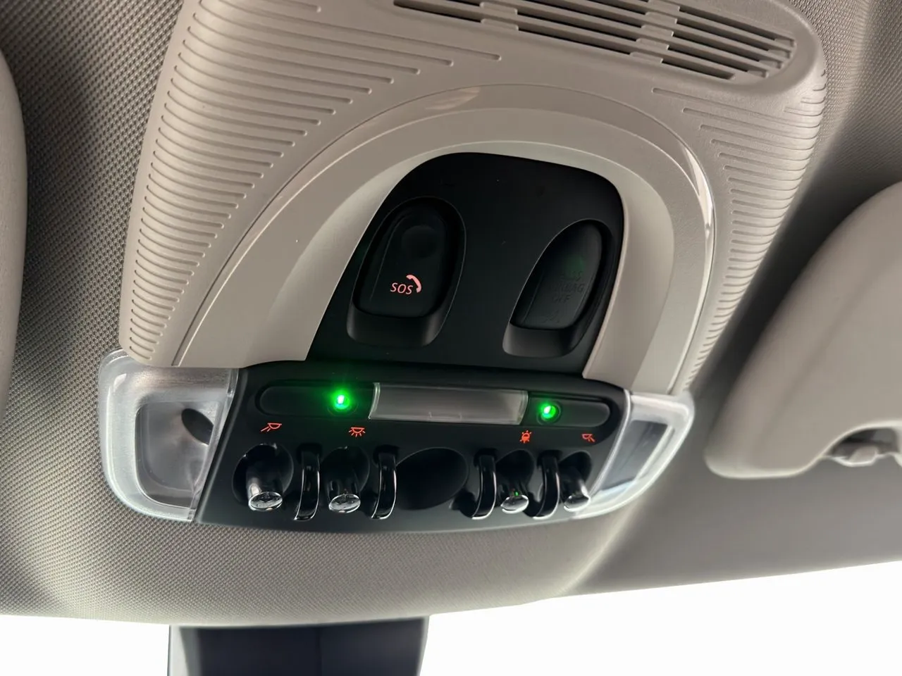 Vehicle image 23