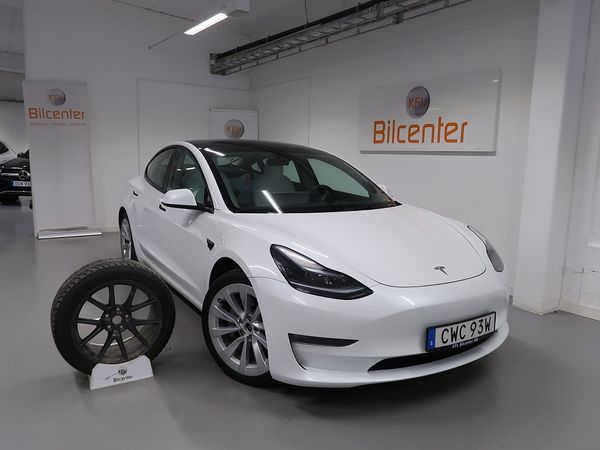 Tesla Model 3 Long Range AWD V-Däck ingår Vit interiör Navi-Kamera-Pa - 2023