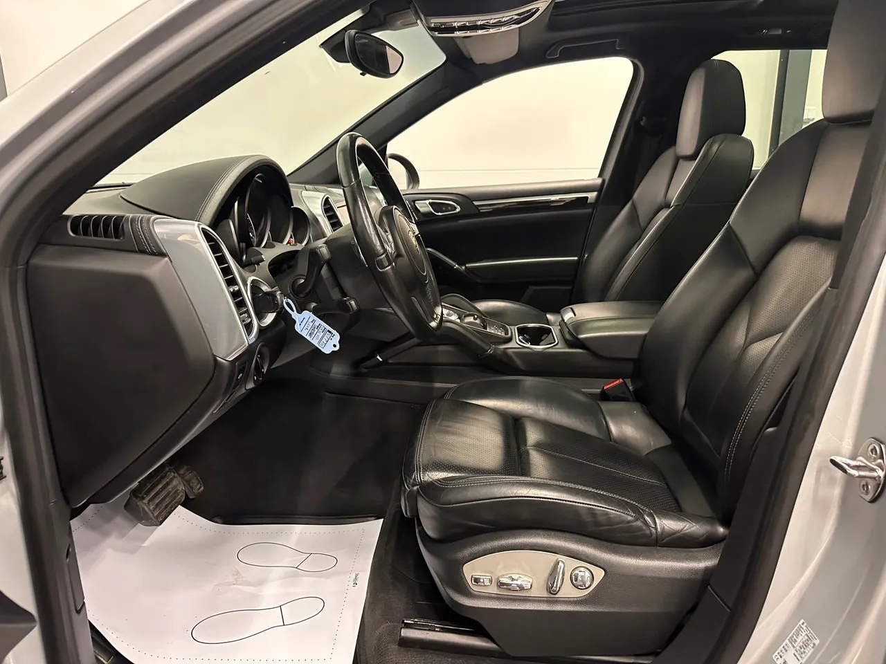 Vehicle image 21
