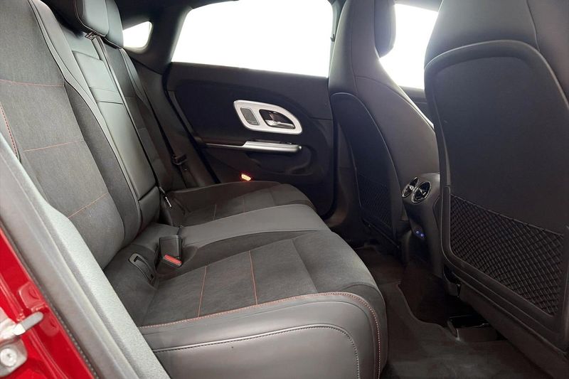 Mercedes CLA250 bild 17