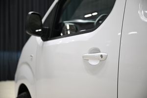 Opel Vivaro bild 17