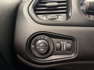 Jeep Renegade bild 12