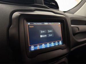 Jeep Renegade bild 18