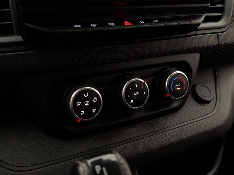 Nissan Primastar bild 22