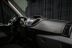 Ford Transit bild 15