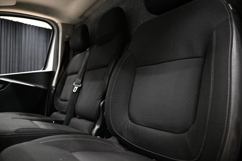 Renault Trafic bild 14
