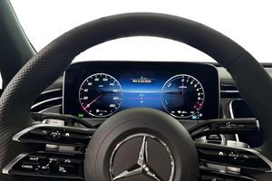 Mercedes E300 bild 9