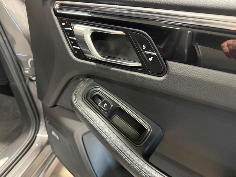 Porsche Macan bild 13