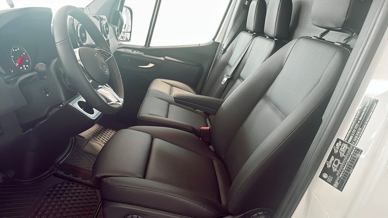 Mercedes Sprinter bild 12