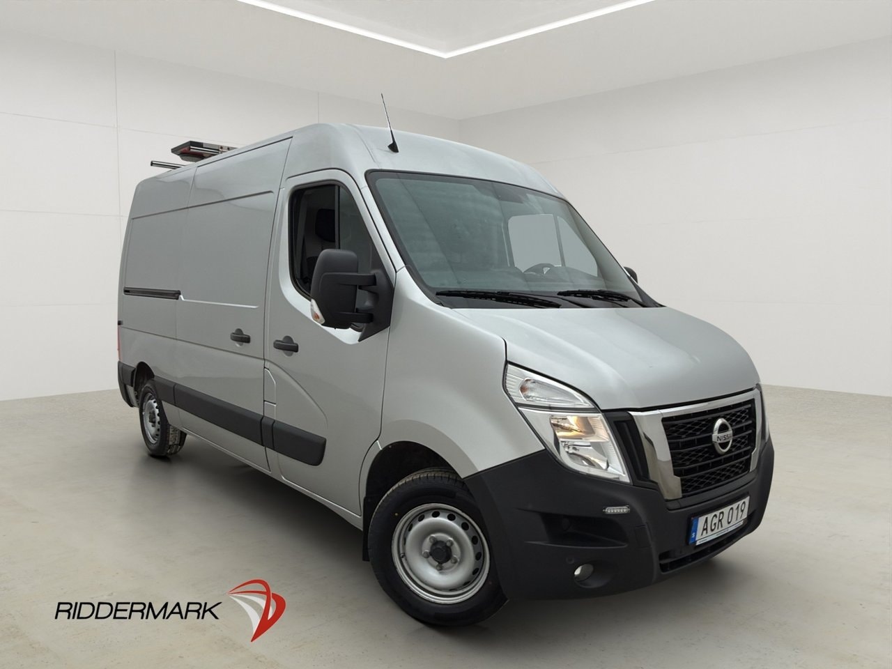 Nissan Interstar