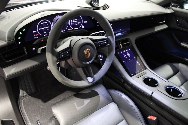 Porsche Taycan bild 13