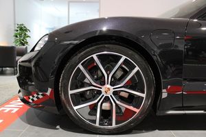 Porsche Taycan bild 8