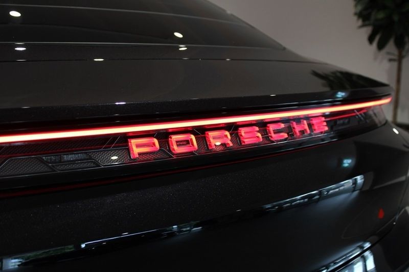 Porsche Taycan bild 4