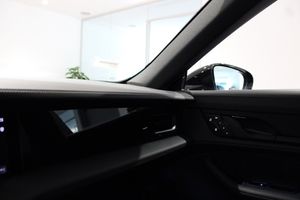 Porsche Taycan bild 15
