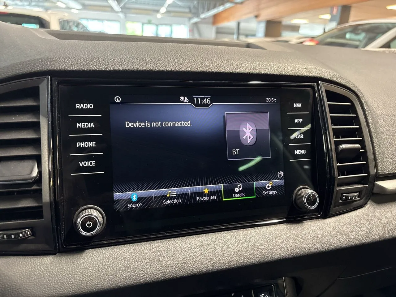 Vehicle image 14