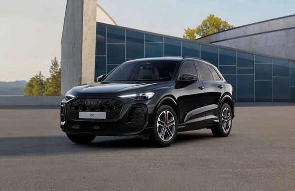 Audi Q5 e-hybrid Selection Edition / Quattro / S-line - 2026