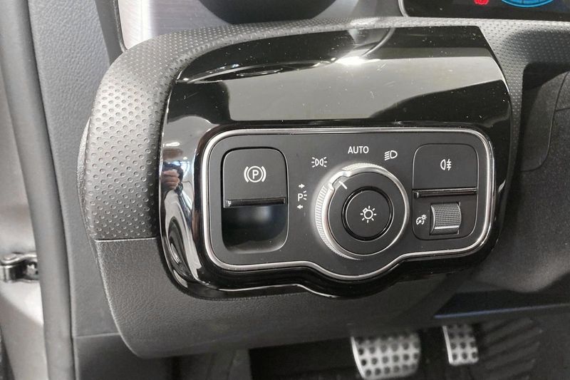 Mercedes CLA200 bild 14