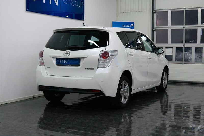 Toyota Verso bild 3