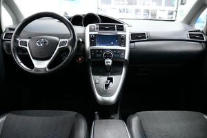 Toyota Verso bild 11