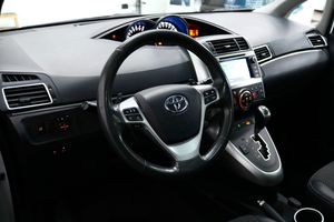 Toyota Verso bild 12