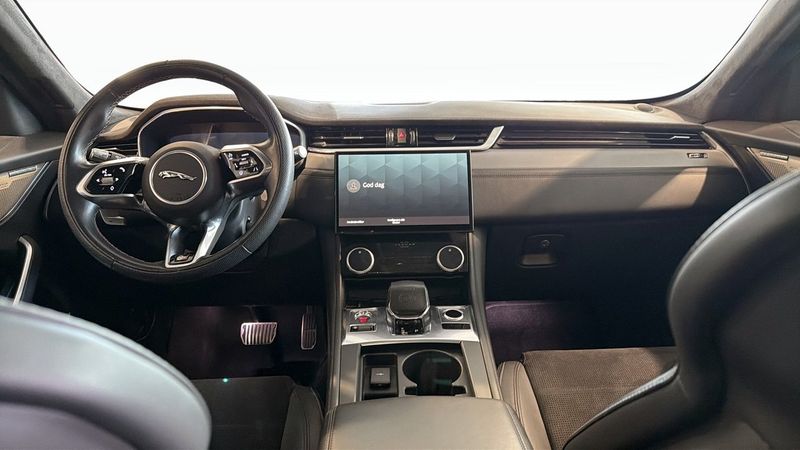 Jaguar F-Pace bild 4