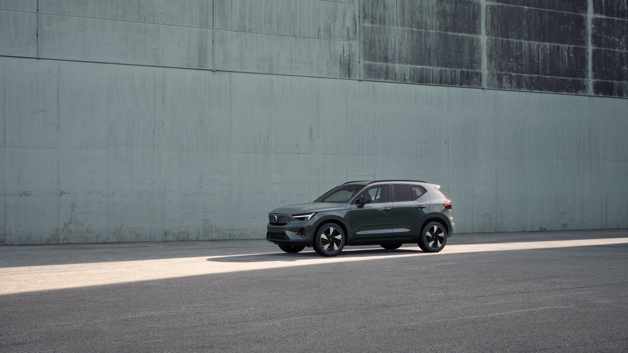 Volvo EX40