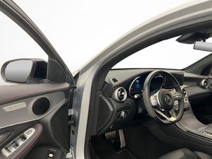 Mercedes GLC300 bild 9