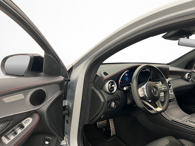 Mercedes GLC300 bild 9