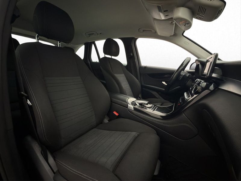 Mercedes GLC220 bild 24