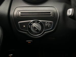 Mercedes GLC220 bild 26
