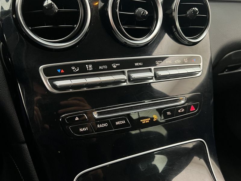 Mercedes GLC220 bild 15