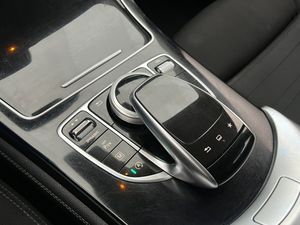 Mercedes GLC220 bild 16