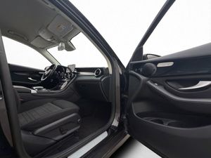 Mercedes GLC220 bild 18