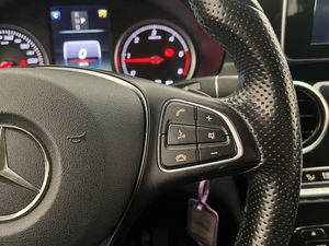Mercedes GLC220 bild 13