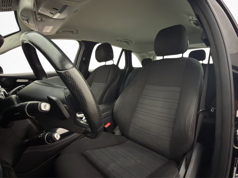 Mercedes GLC220 bild 28
