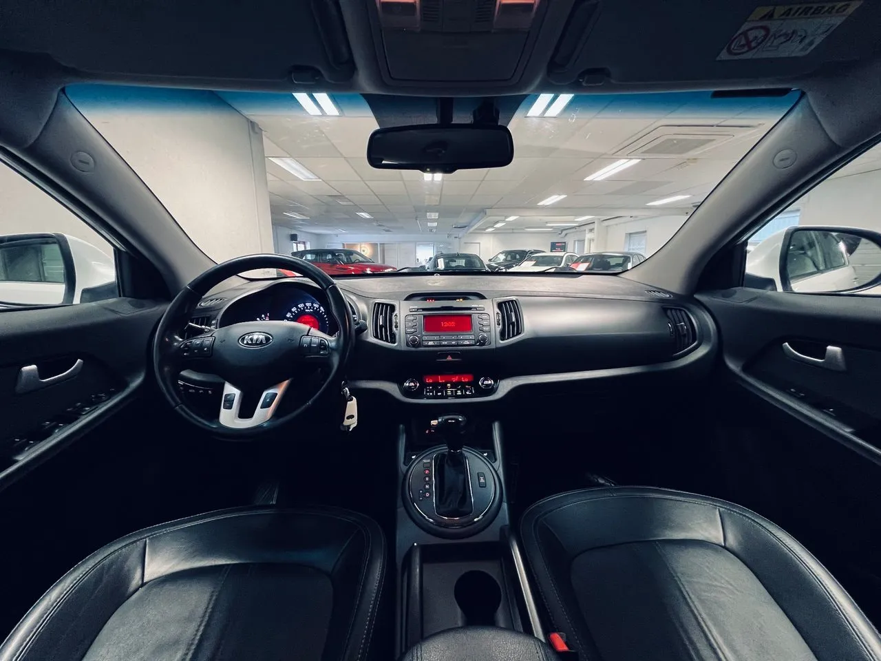 Vehicle image 6