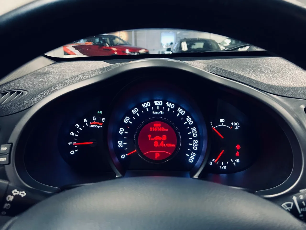 Vehicle image 14