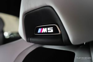 BMW M5 bild 13