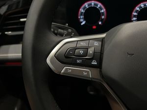 Volkswagen Passat bild 11