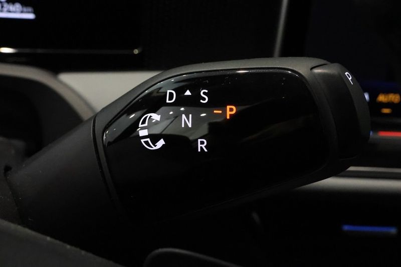 Volkswagen Passat bild 16