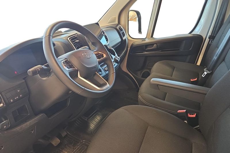Toyota Proace bild 6