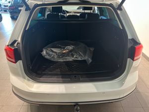 Volkswagen Passat bild 9
