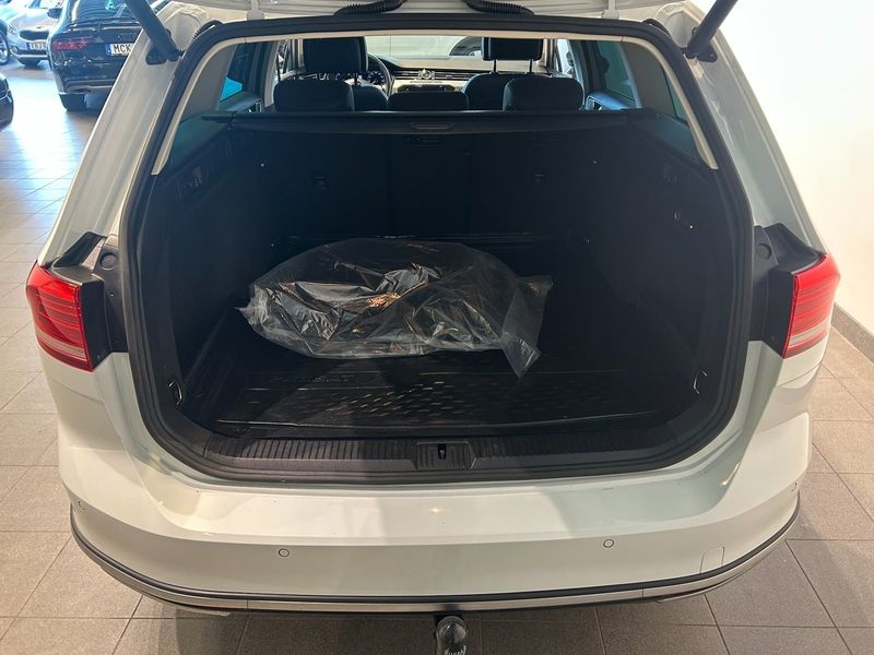 Volkswagen Passat bild 9