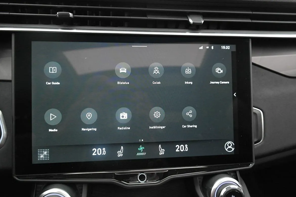 Vehicle image 18