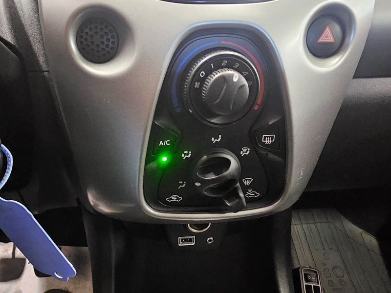 Toyota Aygo bild 10