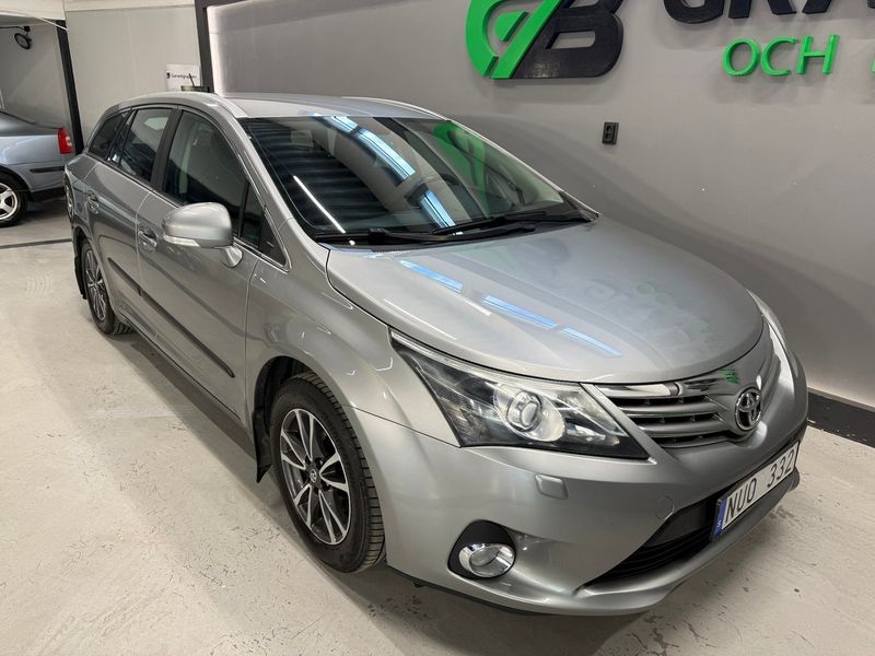 Toyota Avensis bild 7