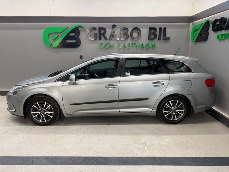 Toyota Avensis bild 2