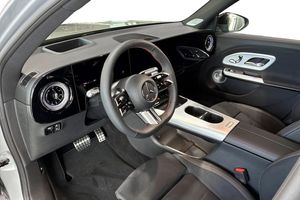 Mercedes GLB350 bild 6
