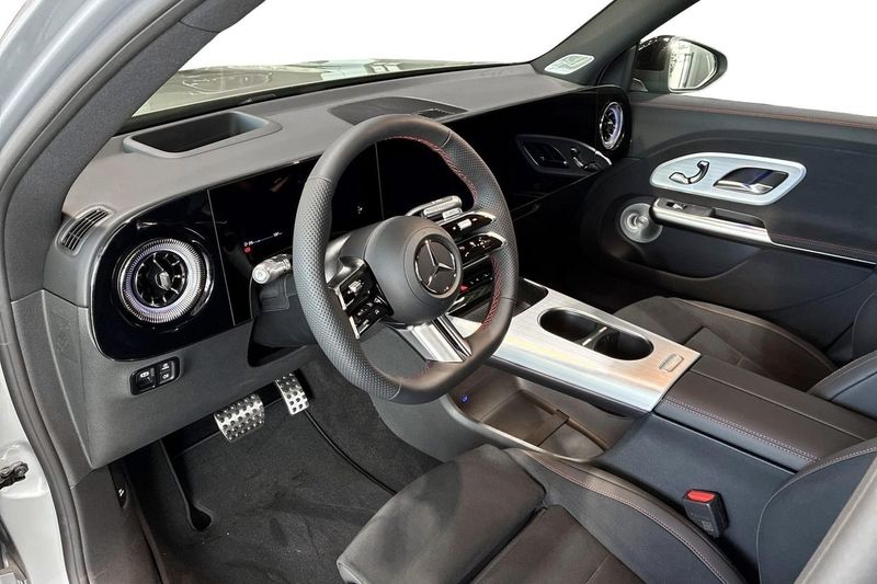 Mercedes GLB350 bild 6