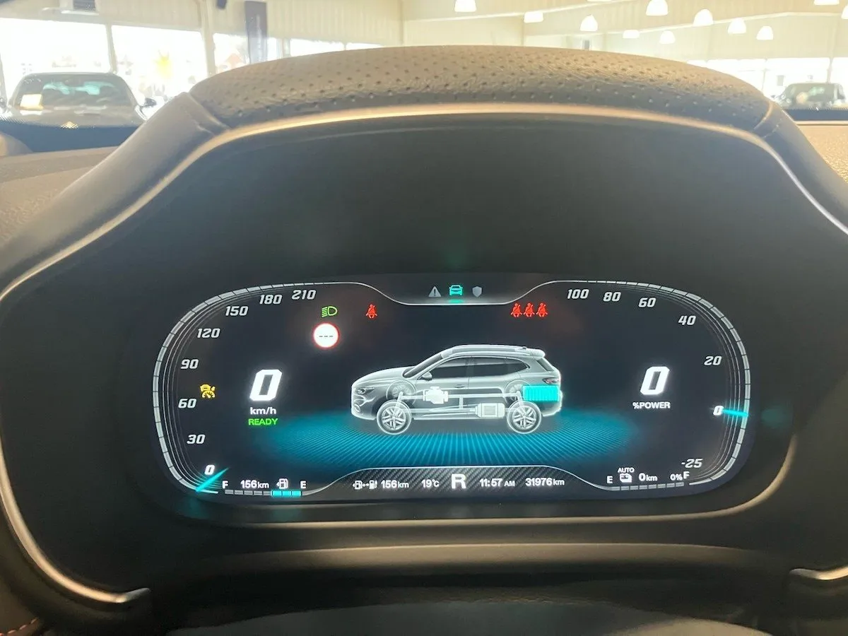 Vehicle image 7
